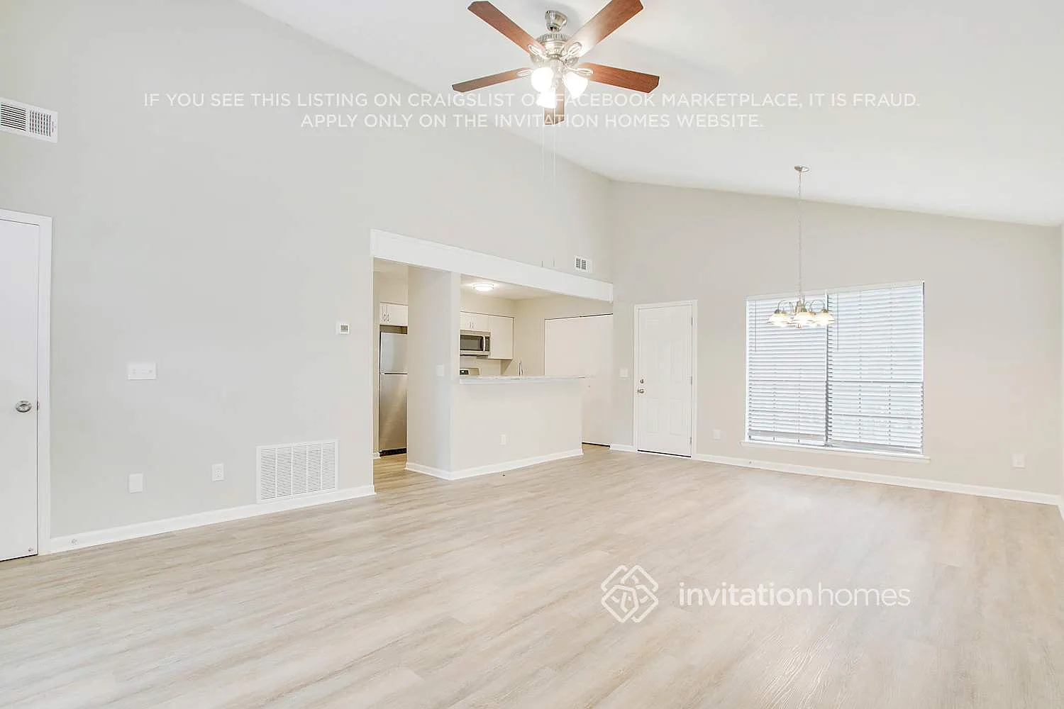 678 Utoy Cir Sw Atlanta, GA 30331 — Photo 4