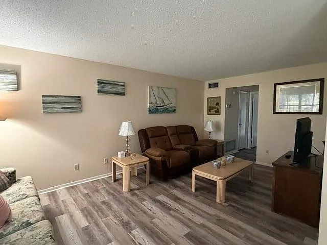 16 Vista Palm Ln #105 — Photo 5