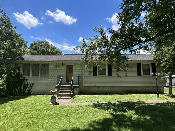 229 S Valley Rd, Hendersonville, TN 37075