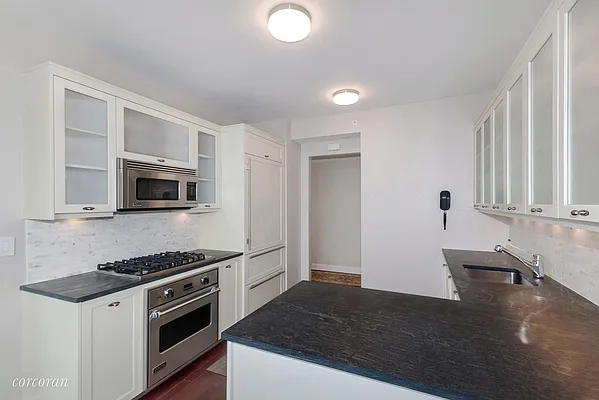 Sold by Corcoran | media 5