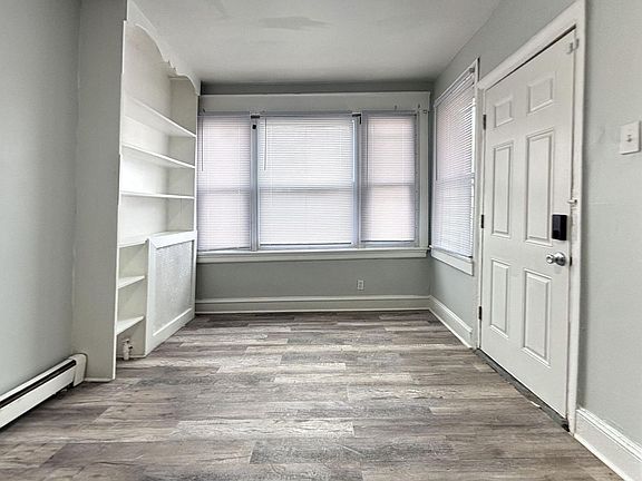 4th image of 1702 Wagner Ave