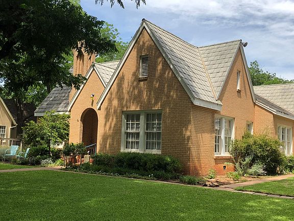 Beautiful Tudor on Elmwood Dr
