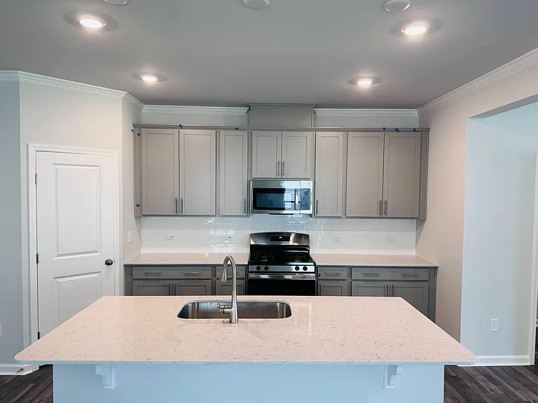 108 Yellow Iris Dr — Photo 3