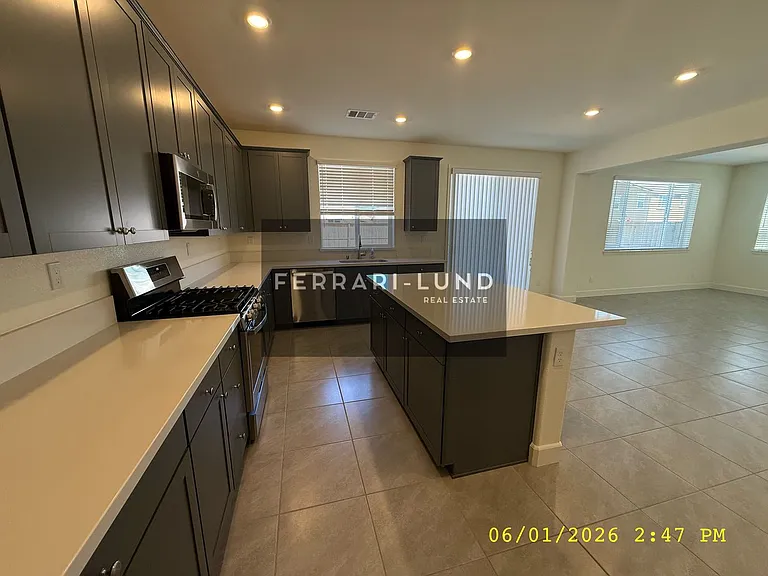 6822 Ronaldinho Dr — Photo 4