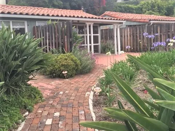 2972 Foothill Rd #B, Santa Barbara, CA 93105