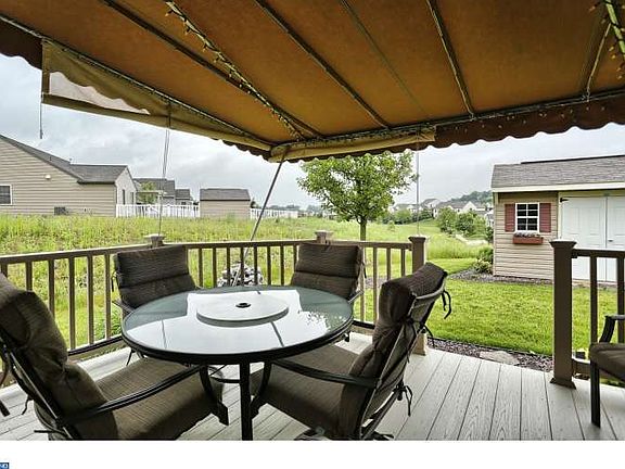 5th image of 7 Apple Blossom Ln