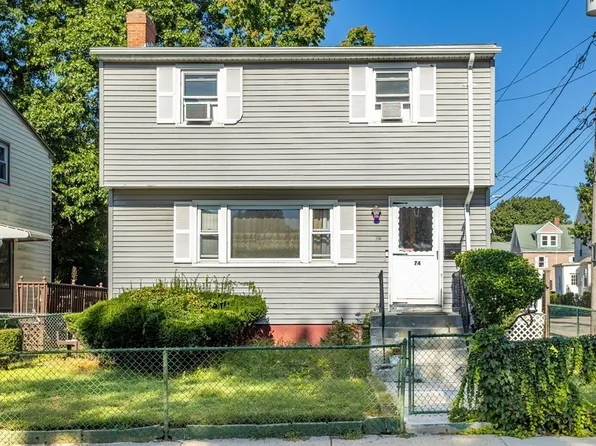 74 Blake St, Hyde Park, MA 02136