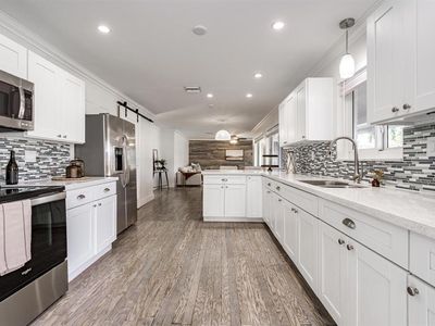 300 NE 43rd St, Fort Lauderdale, FL, 33334