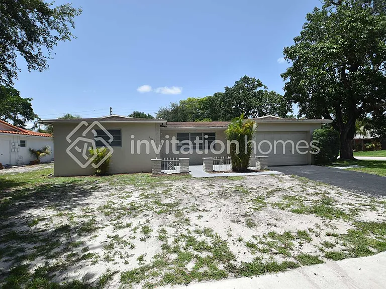 4641 NW 7th Dr — Photo 1