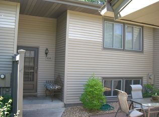 4339 Arden View Ct, Arden Hills, MN 55112