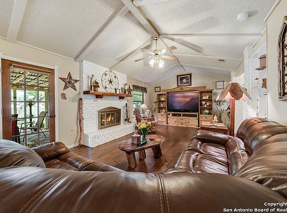 5th image of 514 Cordoba Dr