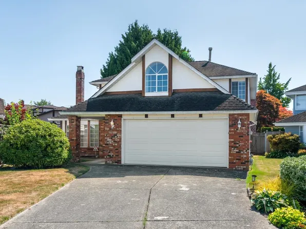 5811 Pearl Ct, Richmond, BC V7C 5E5