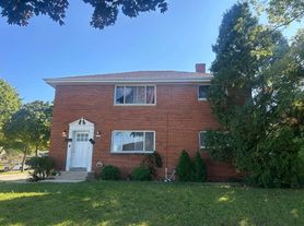 4872 N 91st St, Milwaukee, WI