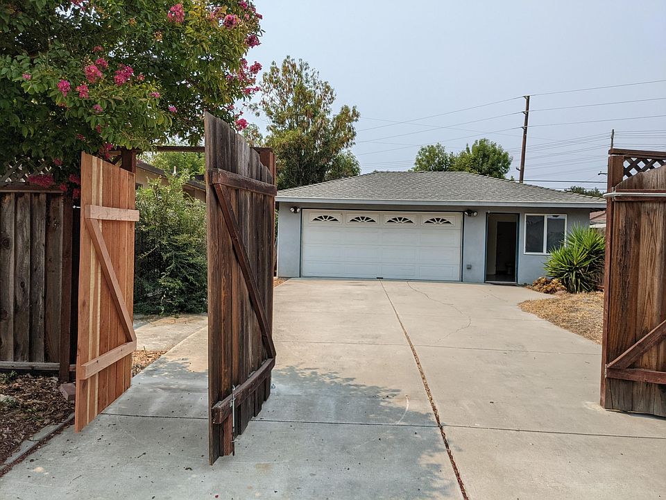 1st image of 1090 White Dr #A