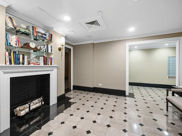 157 East 72nd Street image 12 of 17