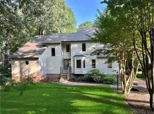 6304 Willow Glen Rd, Midlothian, VA 23112