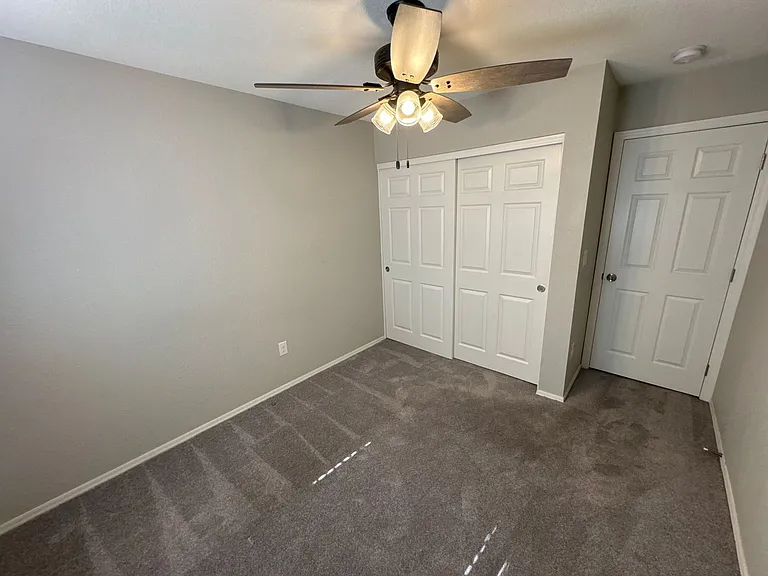 286 W Palomino Dr #101 — Photo 10