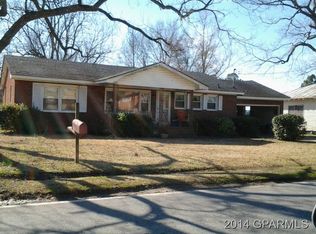 2003 Tower Hill Rd, Kinston, NC 28501