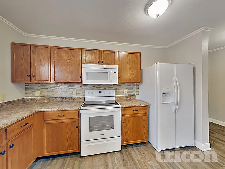 2609 Woodfield Blvd — Photo 8