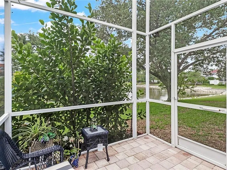 1106 Jardin Dr — Photo 27