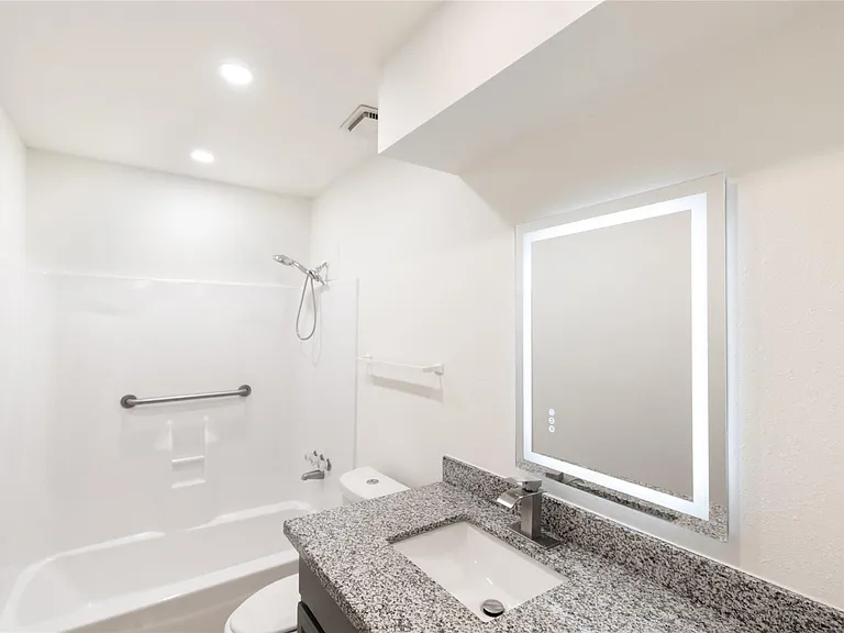 6423 Coachwood Dr — Photo 25