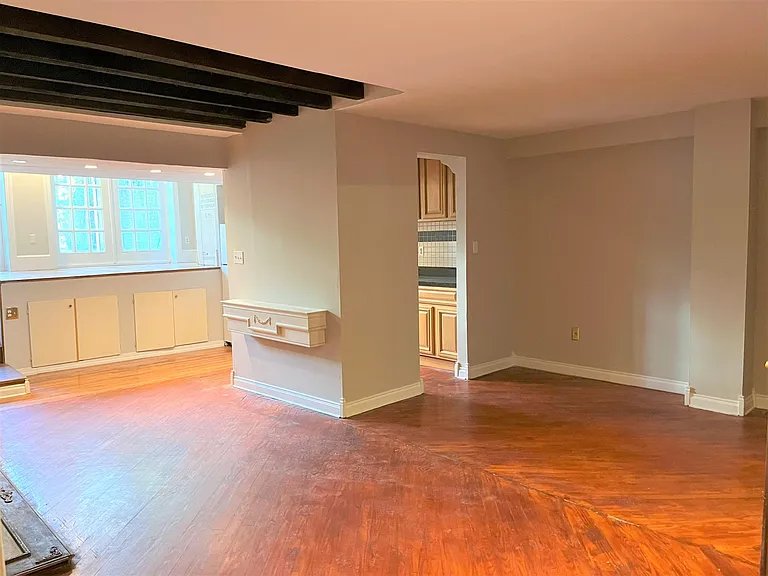 1507 Bolton St #1B — Photo 6