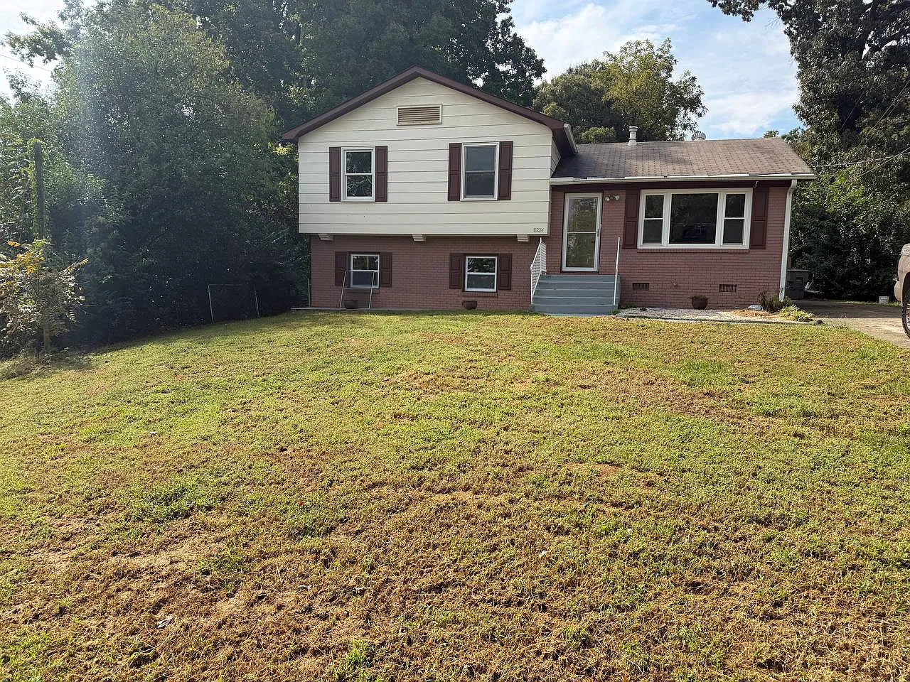 3 bed, 1585 sqft, $2,800 — Photo 1