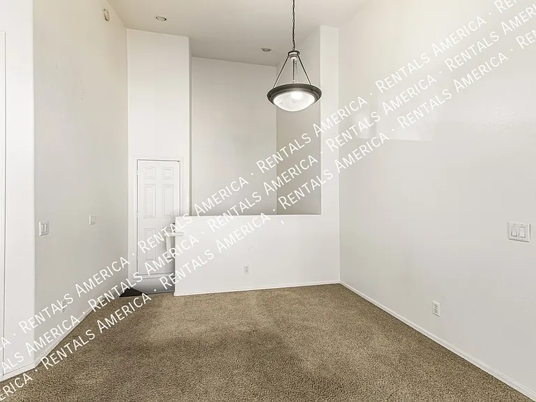 7550 E Earll Dr #74 — Photo 3