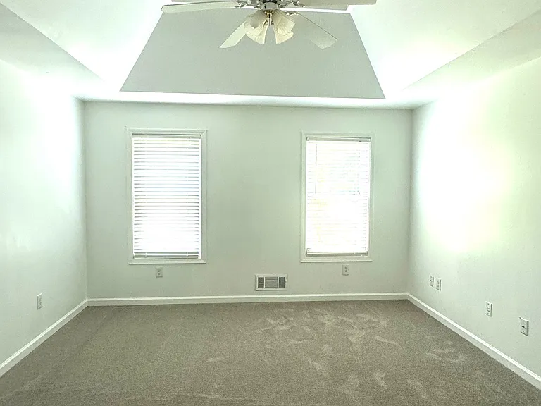45 Spring Forest Ct — Photo 6