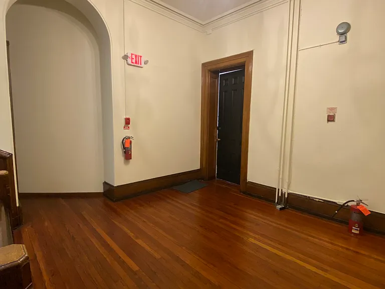 133 S 22nd St #2R — Photo 16