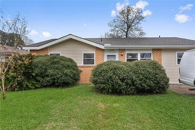 1st image of 5204 Warwick Dr
