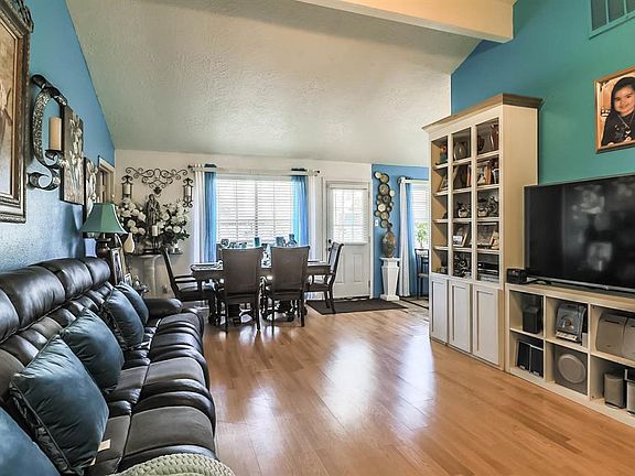 4th image of 10823 Kentington Oak Dr