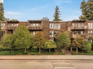 742 Wesley Way APT 2C, Oakland, CA