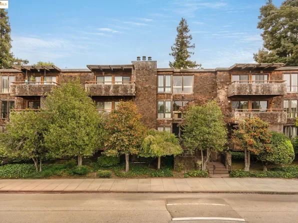 742 Wesley Way APT 2C, Oakland, CA 94610