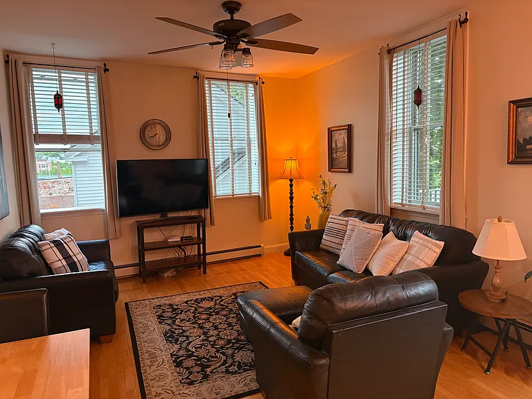 24 Pleasant St #3 — Photo 14