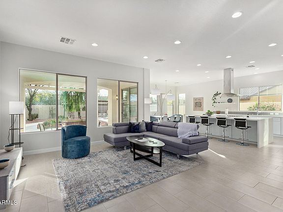3rd image of 18119 W WIND SONG Avenue