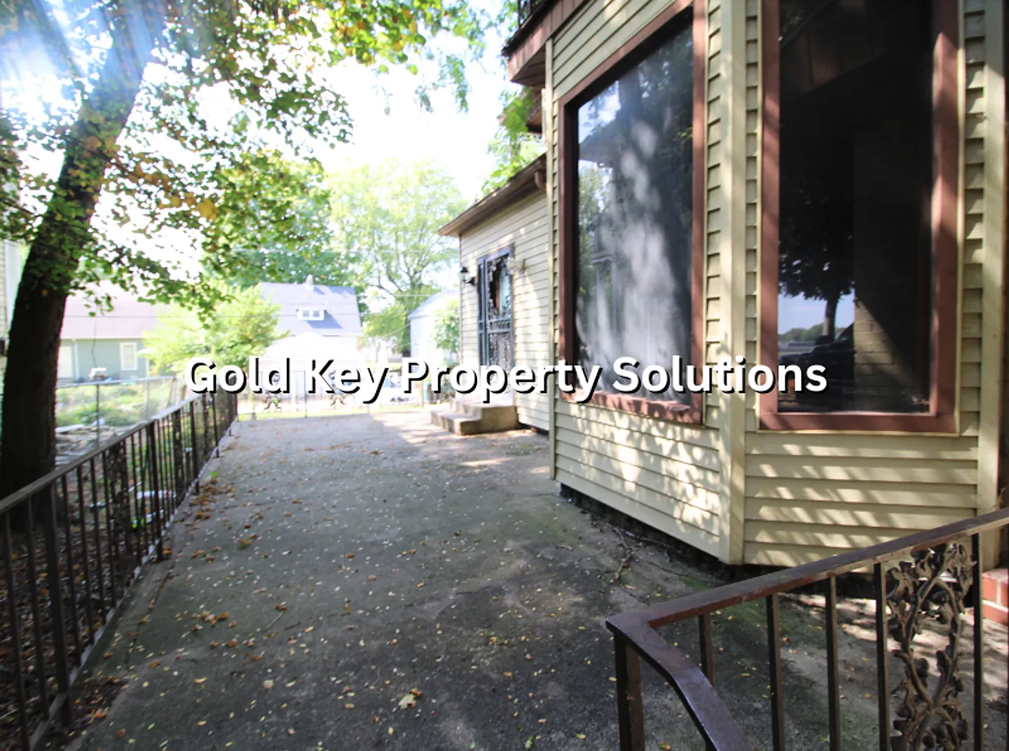 517-519 N Wheeling Ave — Photo 4