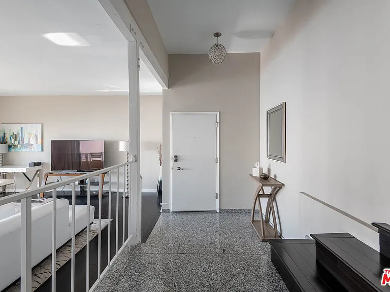 18065 Coastline Dr #4 — Photo 5