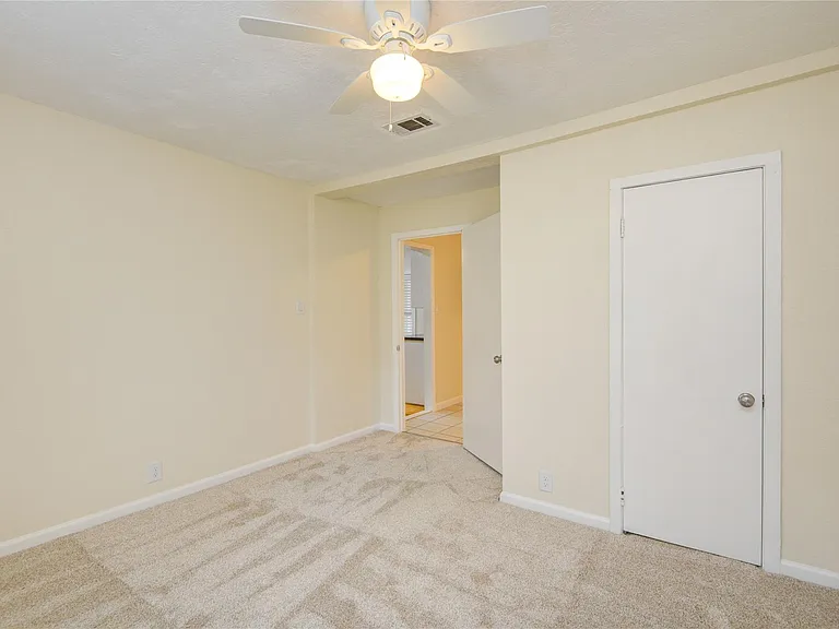 804 Chickasaw Dr — Photo 6
