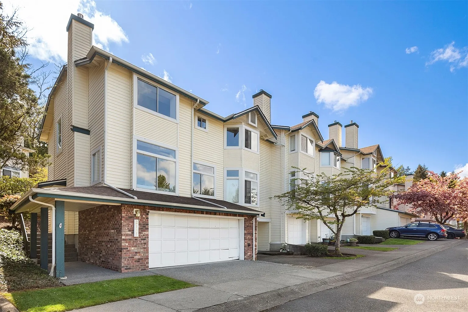 2131 NW Pacific Elm Drive #2131 photo 1