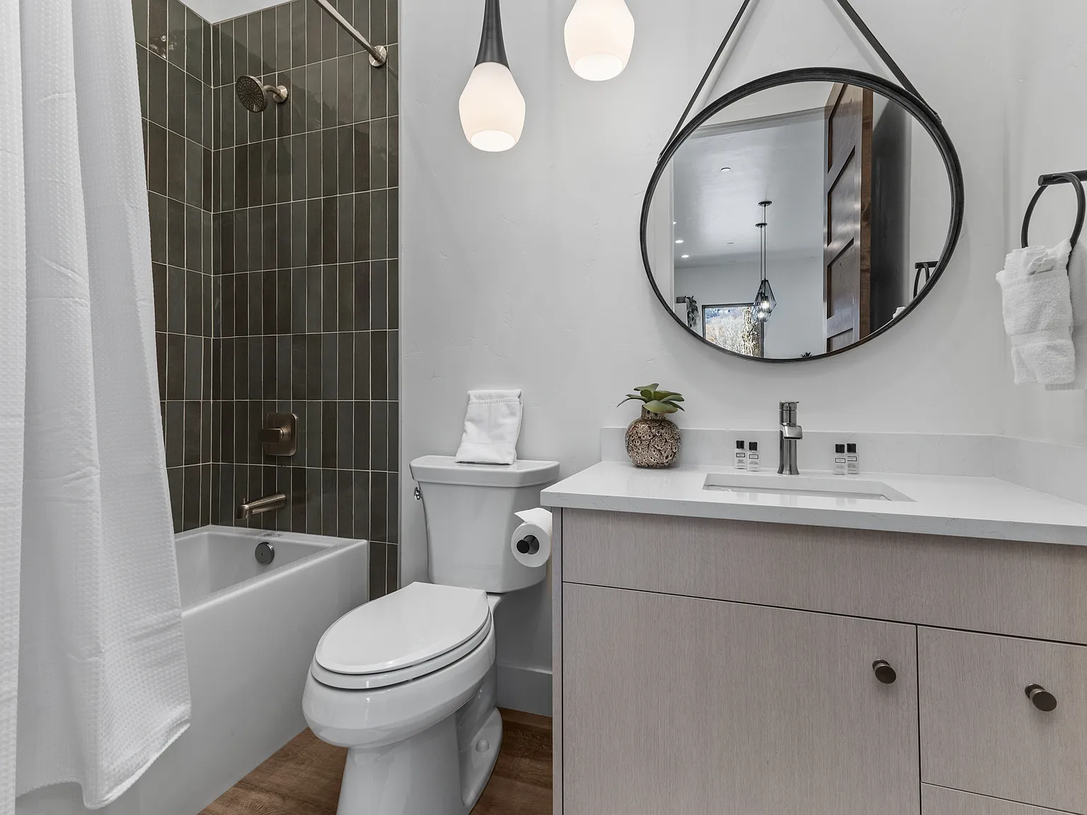 1 bed, 600 sqft, $4,250 — Photo 4