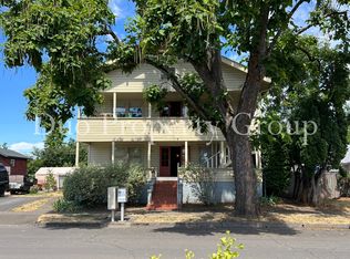 846 F St #5, Springfield, OR 97477