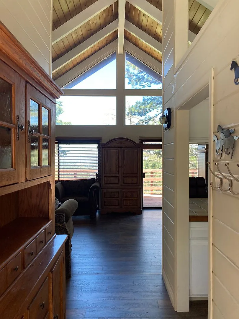 Terrific Lake View — Photo 3