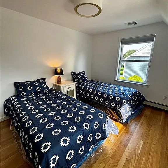 433 Wolcott Ave — Photo 24