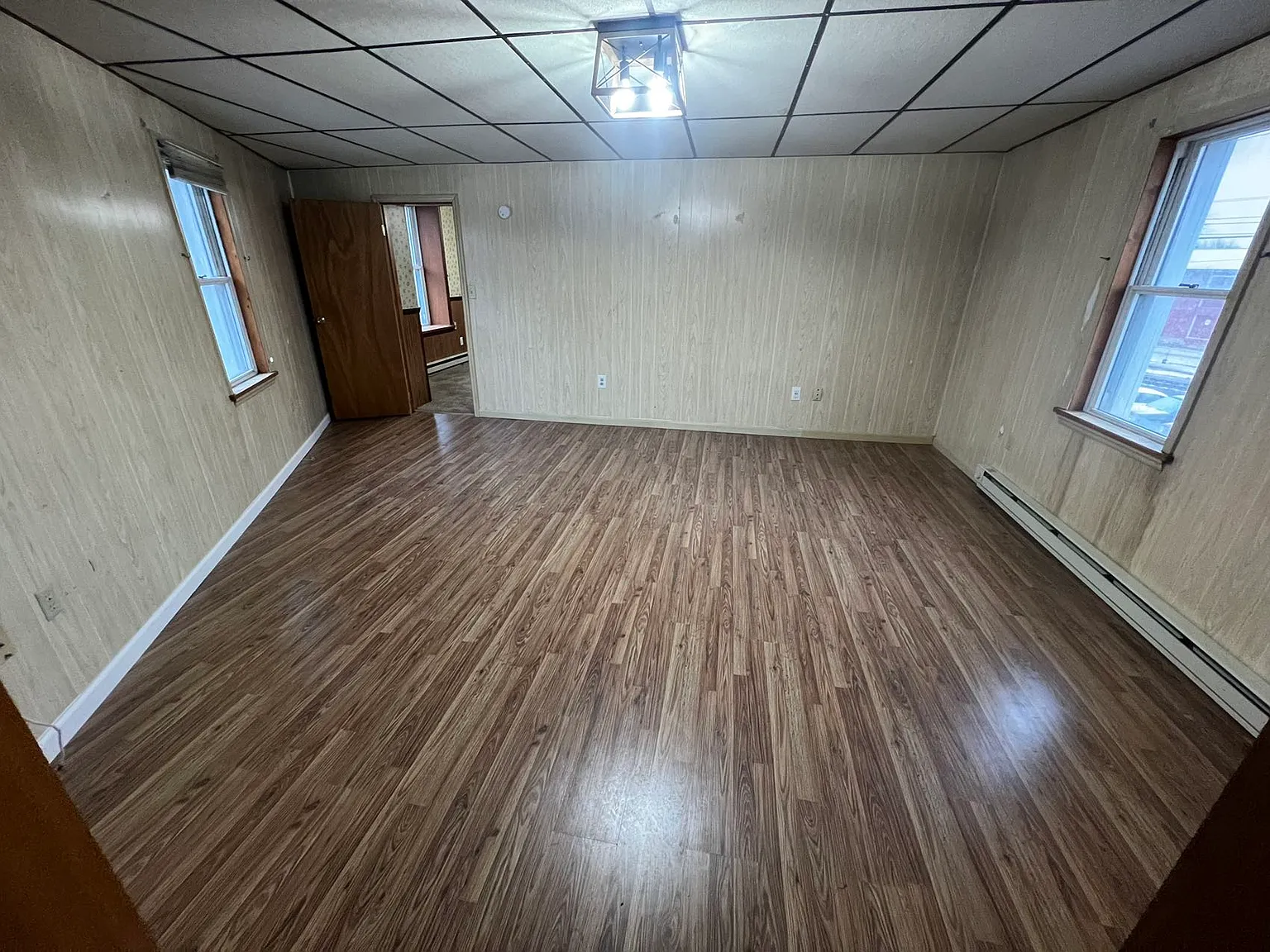 2 bed, 900 sqft, $1,300 — Photo 3