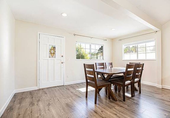 3rd image of 2813 Los Olivos Ln