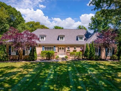 2121 Stockbridge Rd, Akron, OH, 44313