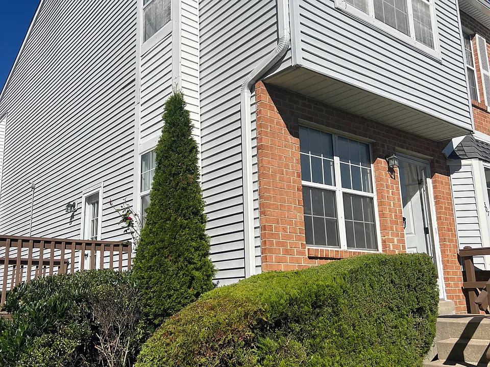 307 Wendover Dr