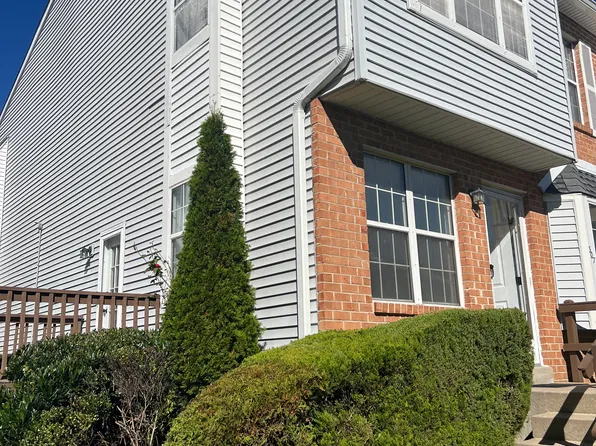 307 Wendover Dr, Norristown, PA 19403