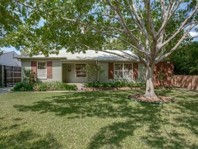 3725 N Versailles Ave, Dallas, TX, 75209
